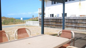 Periwinkle - Beach Front Unit With Foxtel